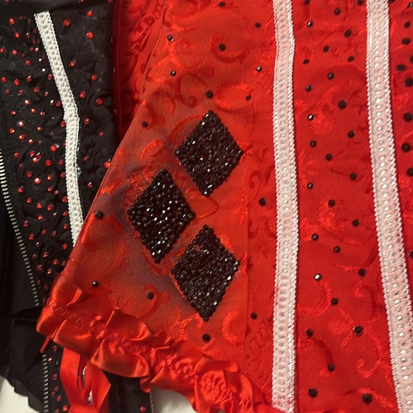 Harley Quinn Corset Costume Batman DC Red Black Womens Size Large - Picture 8 of 9